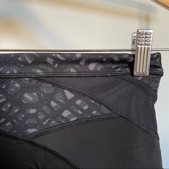 Lululemon Wonder Under (Ultra High Rise) Crop - Picture 2 of 6